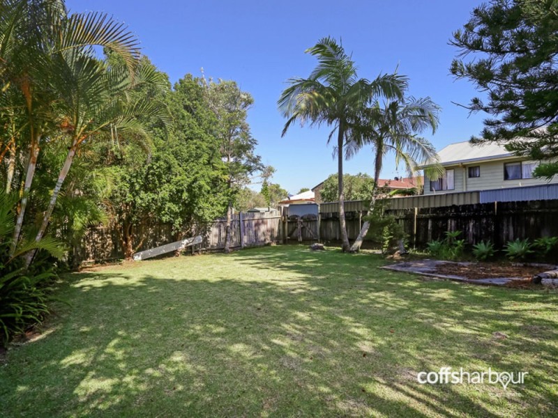 4 Nineteenth Avenue, Sawtell NSW 2452
