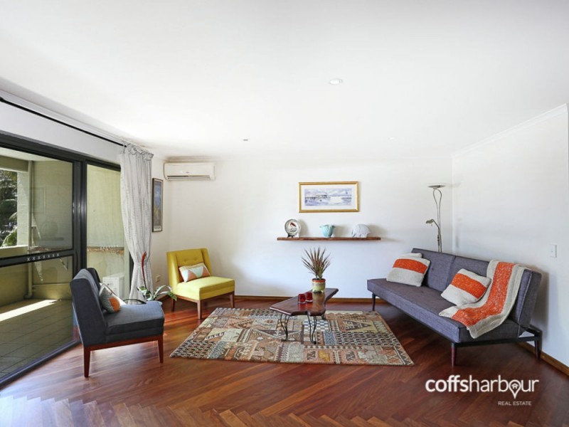 3/4 First Avenue, Sawtell NSW 2452