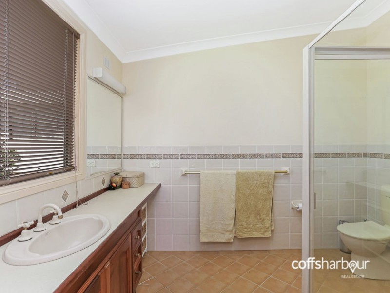 12 Thirteenth Avenue, Sawtell NSW 2452