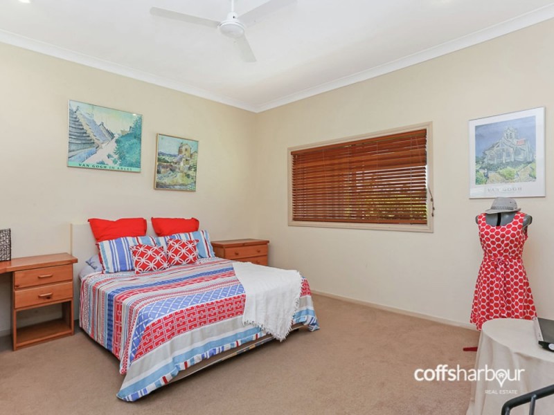 12 Thirteenth Avenue, Sawtell NSW 2452