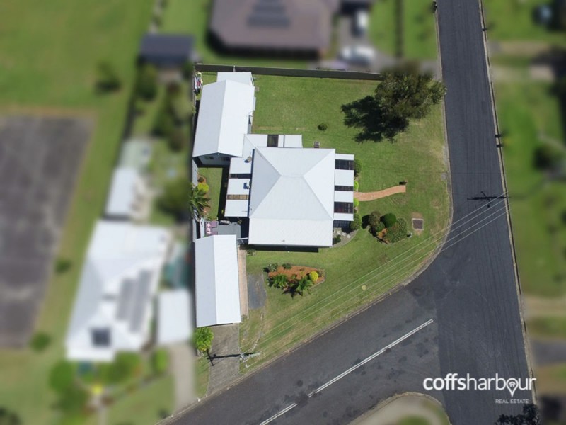12 Thirteenth Avenue, Sawtell NSW 2452