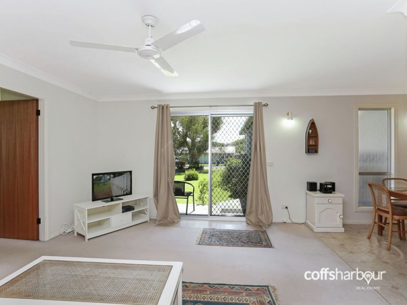 12 Thirteenth Avenue, Sawtell NSW 2452