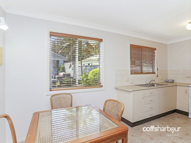 12 Thirteenth Avenue, Sawtell NSW 2452