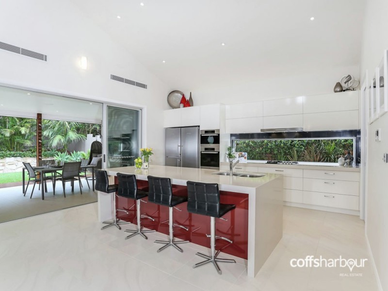 9 Honeysuckle Street, Sawtell NSW 2452