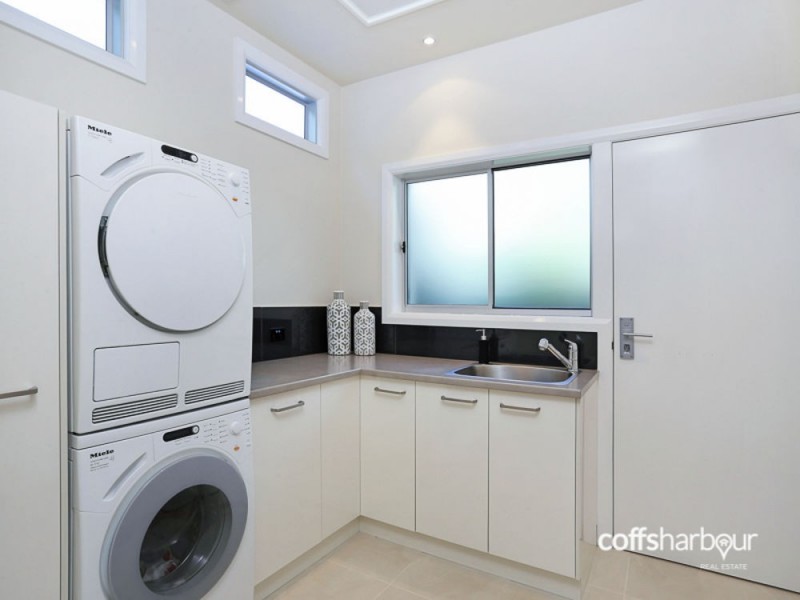 9 Honeysuckle Street, Sawtell NSW 2452