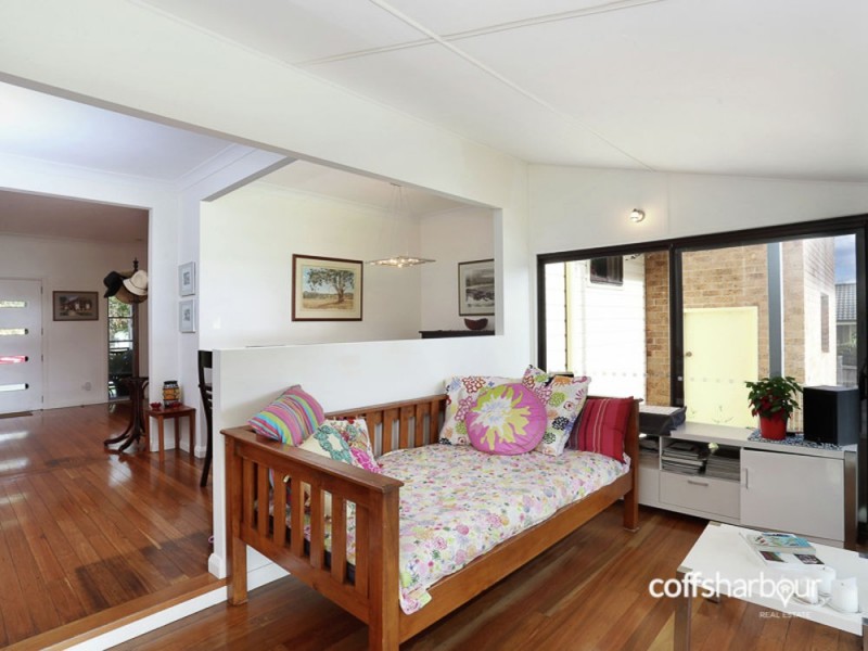 25 Thirteenth Avenue, Sawtell NSW 2452