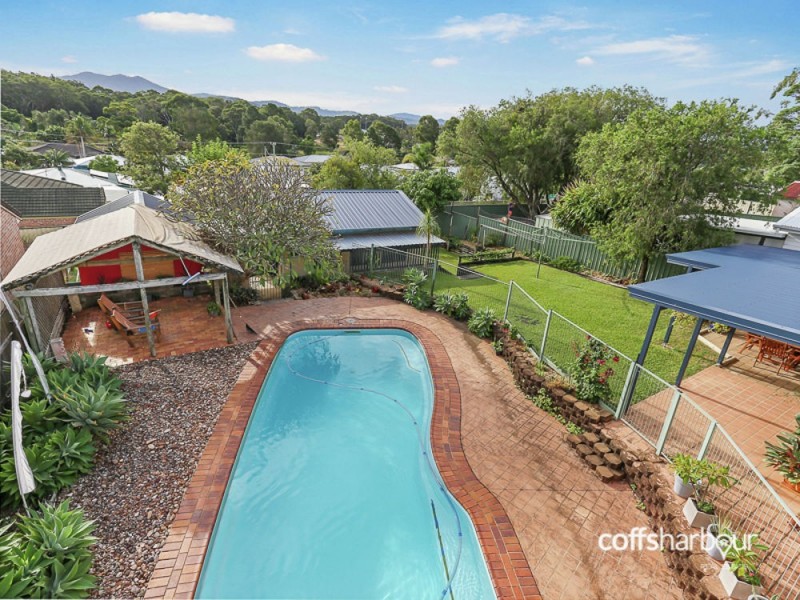 25 Thirteenth Avenue, Sawtell NSW 2452