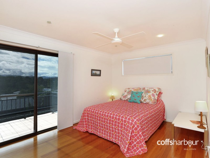 25 Thirteenth Avenue, Sawtell NSW 2452