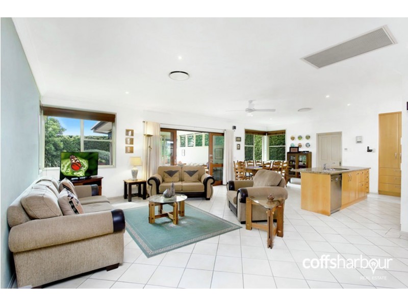 21 Royal Palm Drive, Sawtell NSW 2452