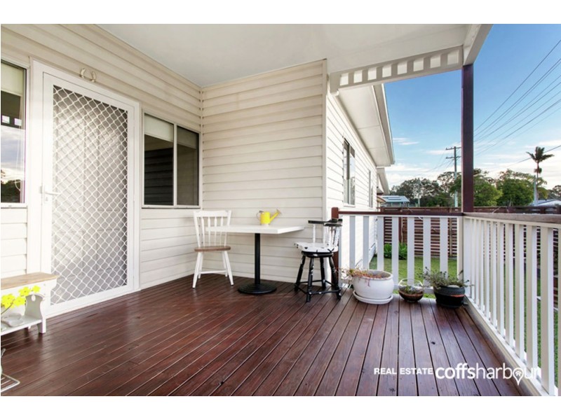 16 Sixteenth Avenue, Sawtell NSW 2452