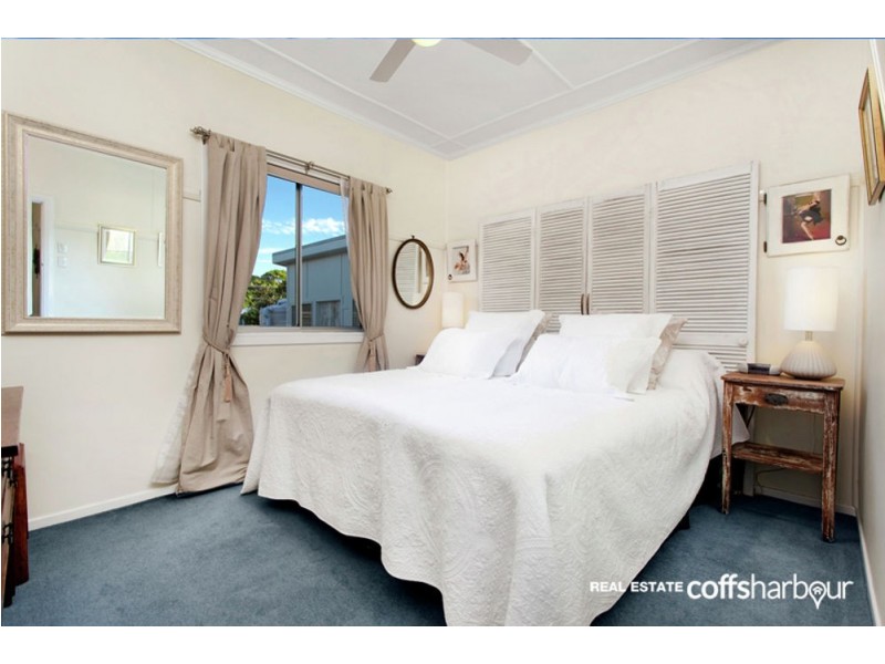 16 Sixteenth Avenue, Sawtell NSW 2452