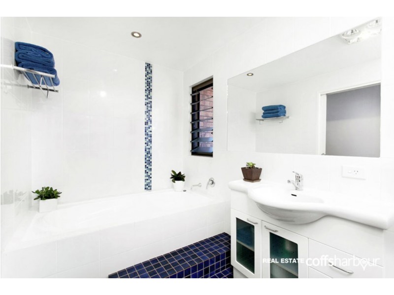 7 Jemalong Crescent, Toormina NSW 2452