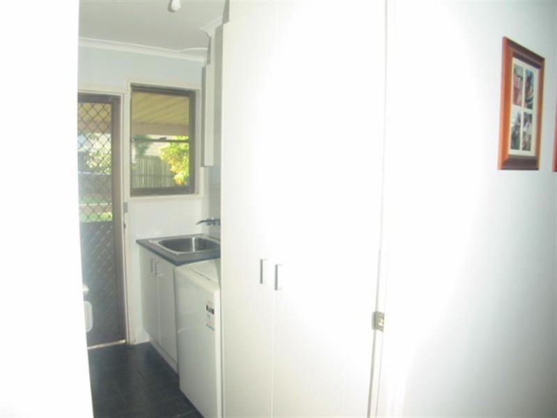 33 Hobbs Crescent, Toormina NSW 2452