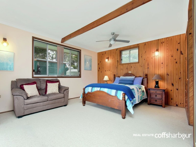 36 Dirrigeree Crescent, Sawtell NSW 2452