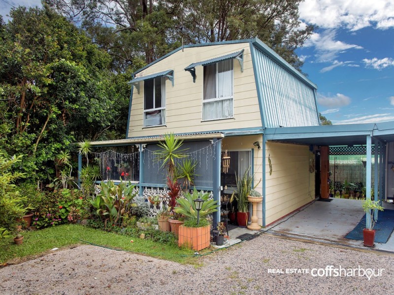 33 McAlpine Way, Boambee NSW 2450