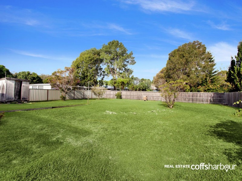 14 Sixteenth Avenue, Sawtell NSW 2452