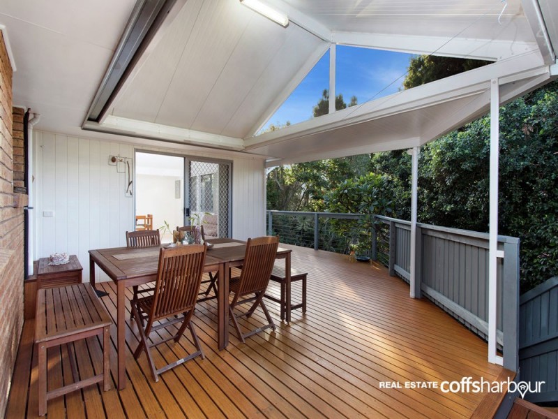 114 Lyons Road, Sawtell NSW 2452