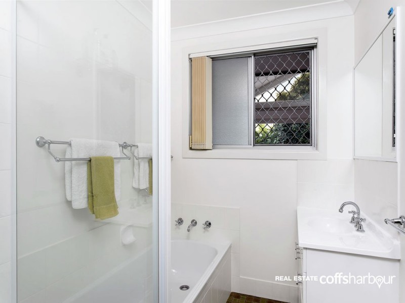 114 Lyons Road, Sawtell NSW 2452