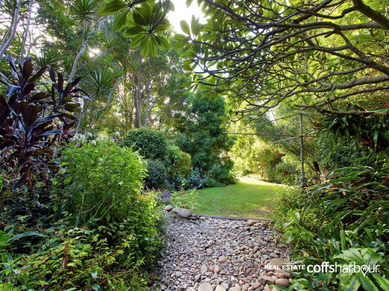 114 Lyons Road, Sawtell NSW 2452