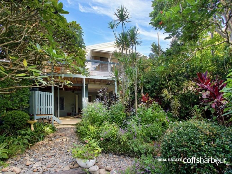 114 Lyons Road, Sawtell NSW 2452