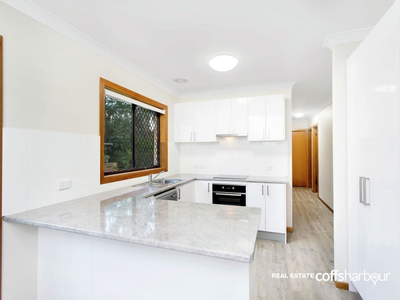 37 Gillibri Crescent, Sawtell NSW 2452