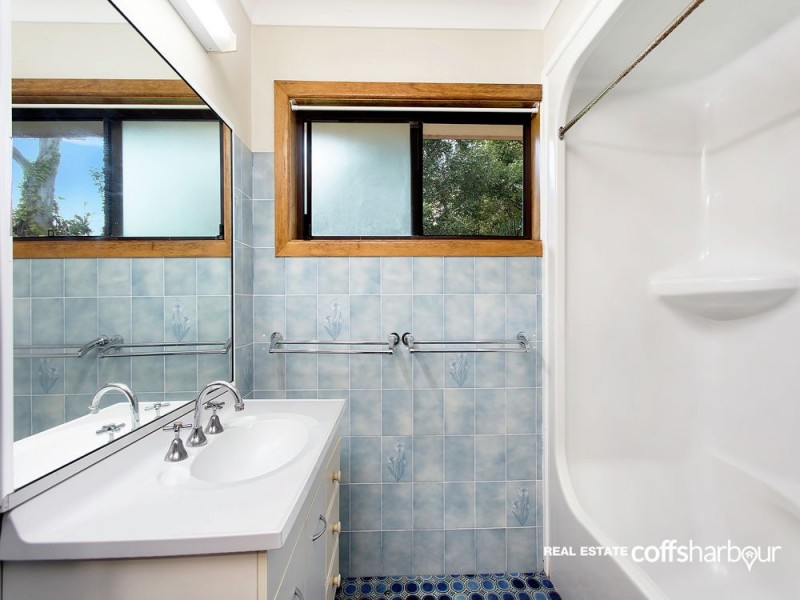 37 Gillibri Crescent, Sawtell NSW 2452