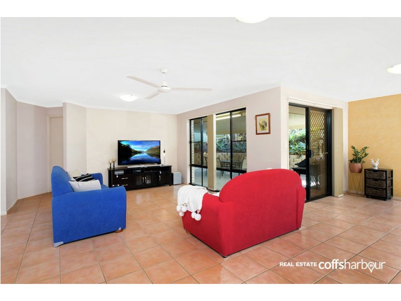 9 Rutland Street, Bonville NSW 2441