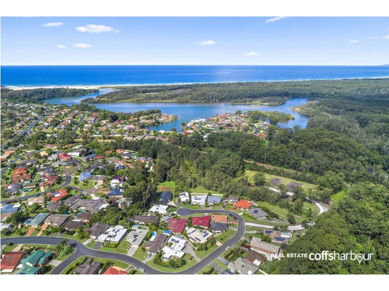 Lots 1,2 & 3/46 Royal Palm Drive, Sawtell NSW 2452