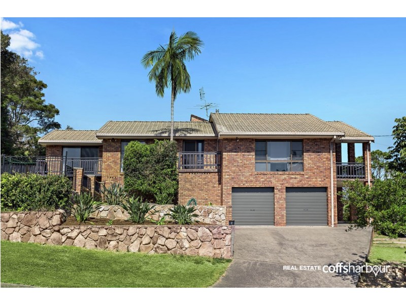 2 Cunningham Crescent, Sawtell NSW 2452