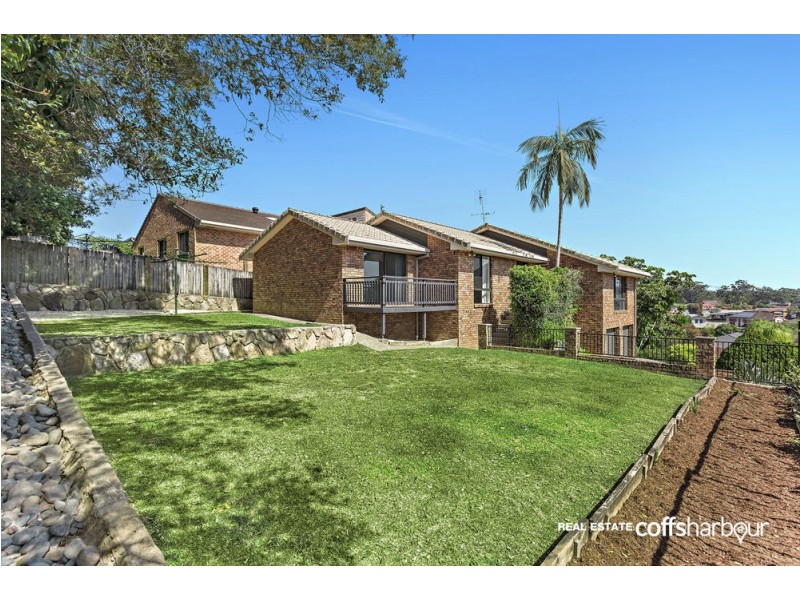 2 Cunningham Crescent, Sawtell NSW 2452