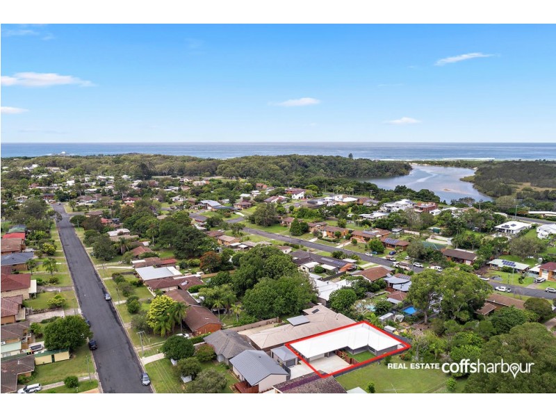 12A Gillibri Crescent, Sawtell NSW 2452