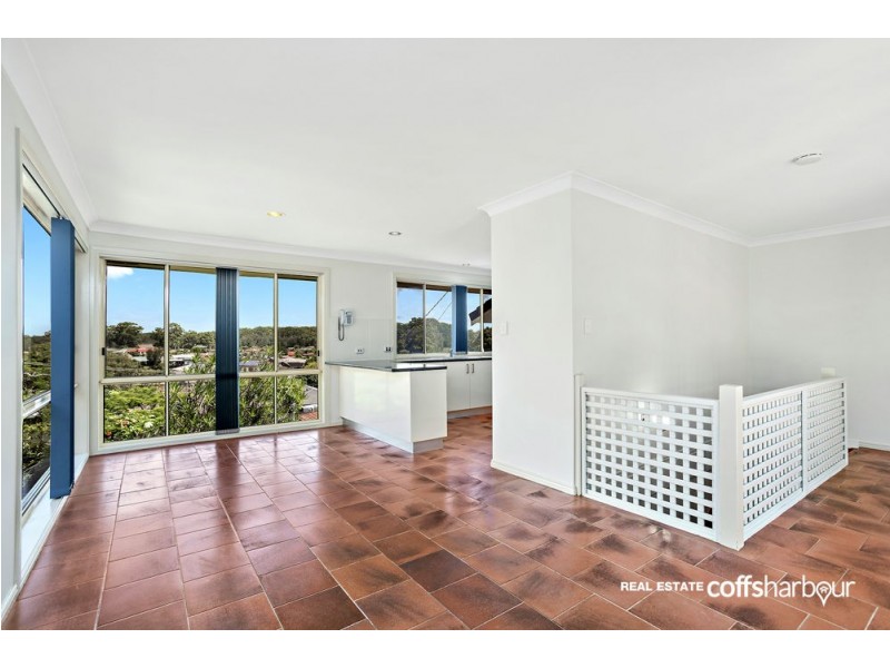 4 Cunningham Crescent, Sawtell NSW 2452