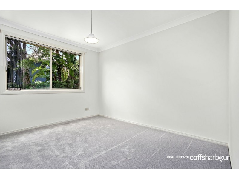 4 Cunningham Crescent, Sawtell NSW 2452