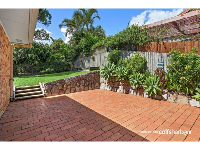 4 Cunningham Crescent, Sawtell NSW 2452