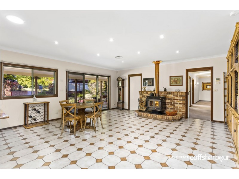 75 Faviell Drive, Bonville NSW 2441
