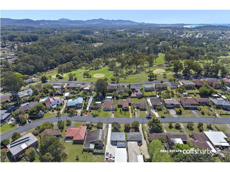 14 Gillibri Crescent, Sawtell NSW 2452