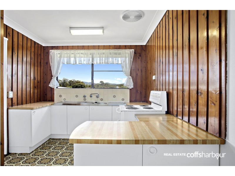 11 Tindara Drive, Sawtell NSW 2452