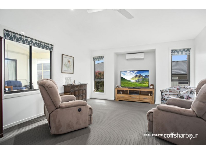 26 Mimiwali Drive, Bonville NSW 2441