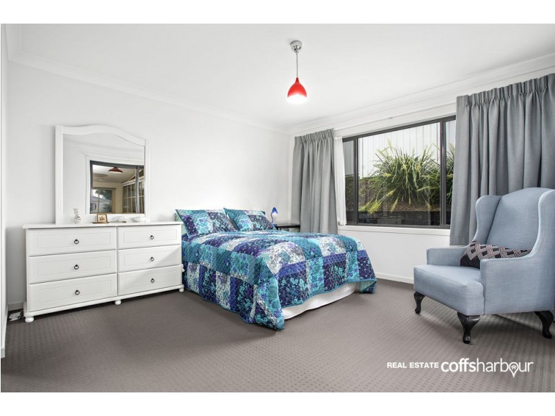 26 Mimiwali Drive, Bonville NSW 2441