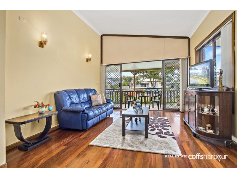 17 Sixteenth Avenue, Sawtell NSW 2452