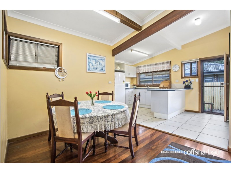 17 Sixteenth Avenue, Sawtell NSW 2452