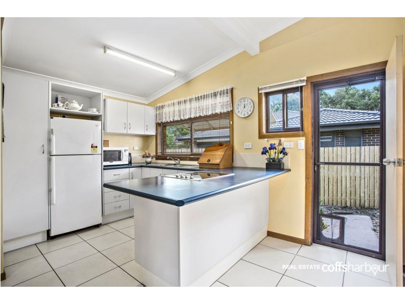 17 Sixteenth Avenue, Sawtell NSW 2452