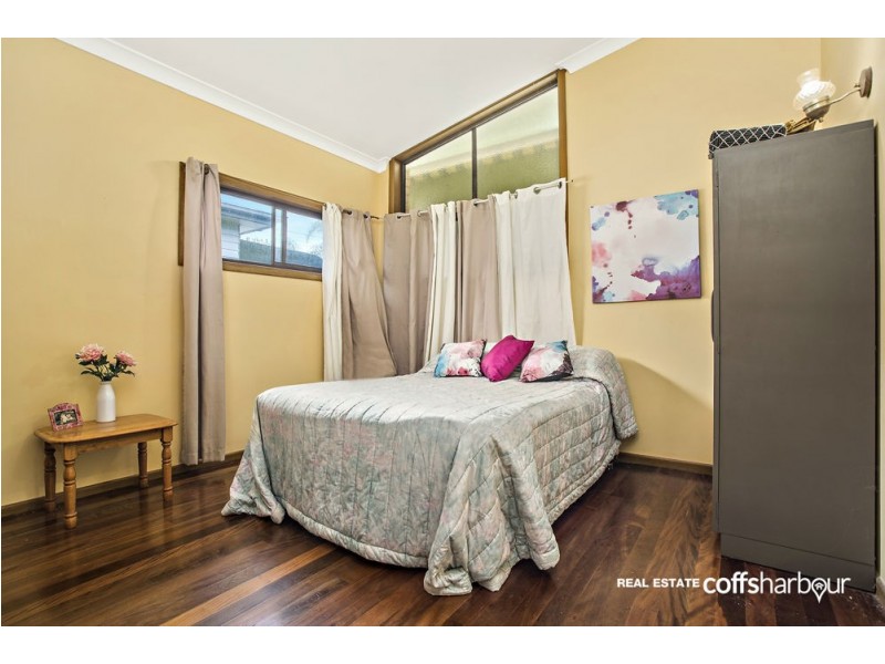 17 Sixteenth Avenue, Sawtell NSW 2452