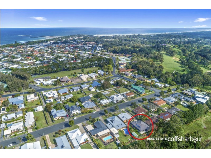 17A Sixteenth Avenue, Sawtell NSW 2452