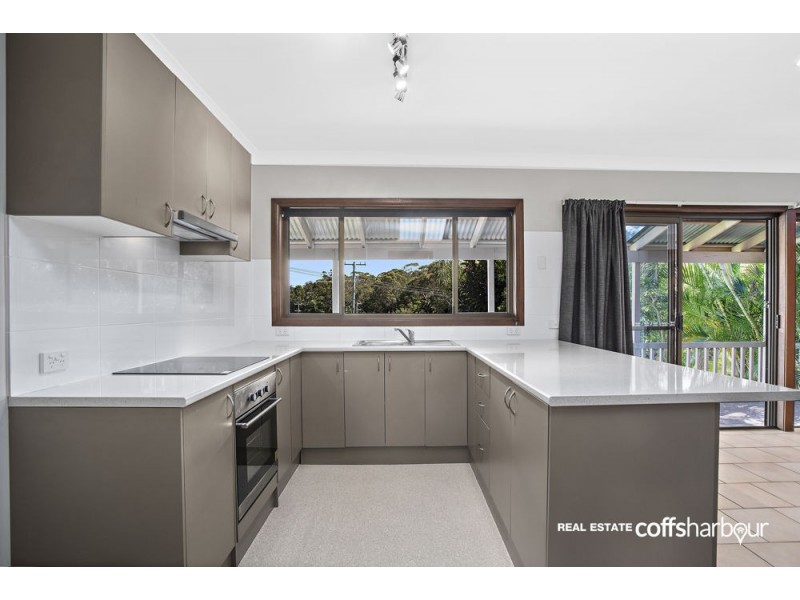 52 Linden Avenue, Boambee East NSW 2452