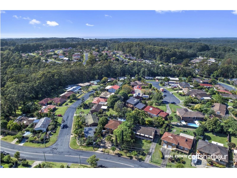 52 Linden Avenue, Boambee East NSW 2452