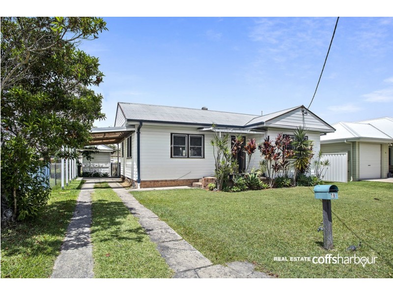 18 Circular Avenue, Sawtell NSW 2452