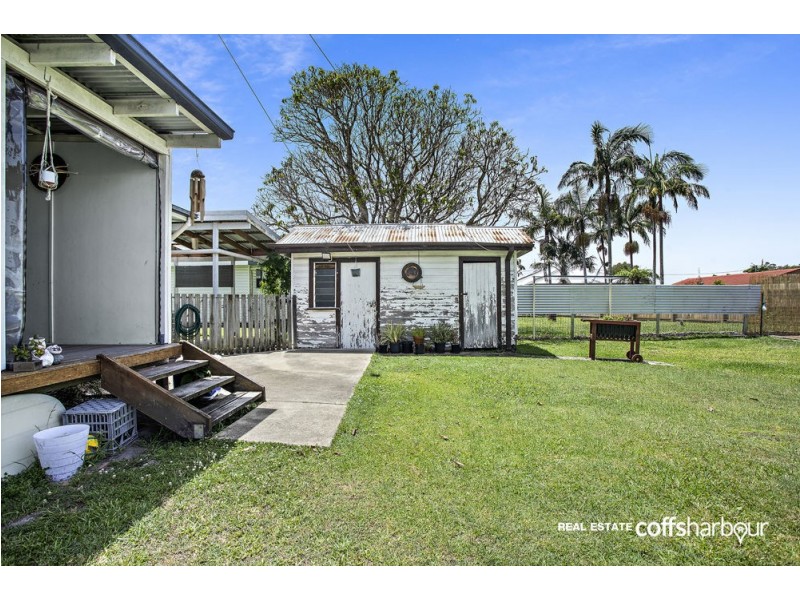18 Circular Avenue, Sawtell NSW 2452