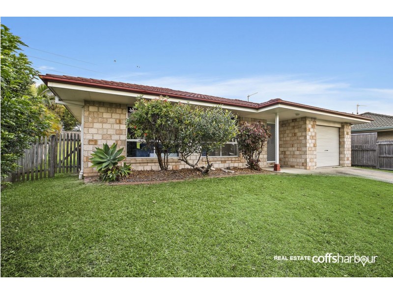 61 Soren Larsen Crescent, Boambee East NSW 2452