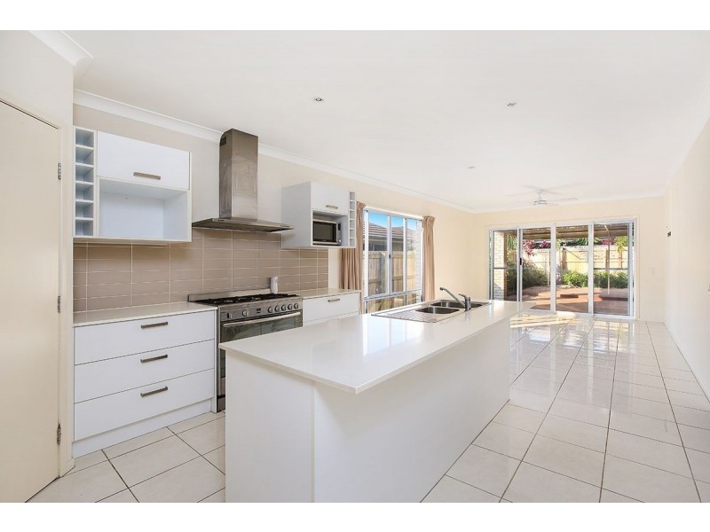 18 Nebo Street, Caloundra West QLD 4551